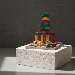 Ensemble de jouets éducatifs en bois avec des formes de base pour apprendre à dessiner