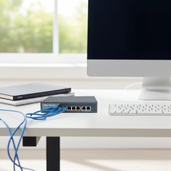 Switcheur Réseau Informatique - 6 ports (4 POE + 2 RJ45 LINK)